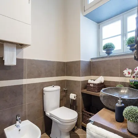 Apartman Historical Gem In The Heart Of *