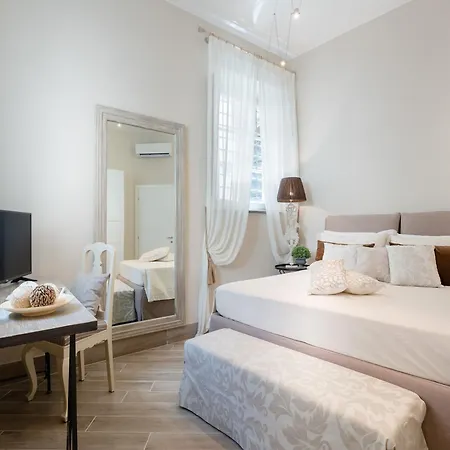 Διαμέρισμα In Near Piazza Napoleone *